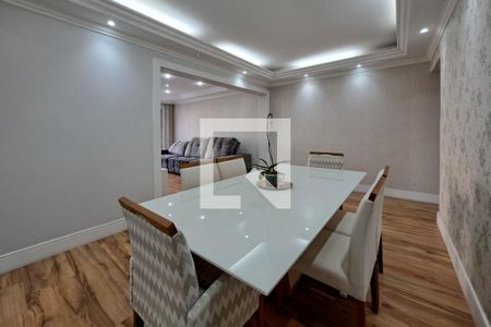 Apartamento à venda com 142m², 3 quartos e 1 vaga Apartamento à venda com 142m², 3 quartos e 1 vagaSala de Jantar