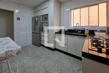 Apartamento à venda com 142m², 3 quartos e 1 vaga Apartamento à venda com 142m², 3 quartos e 1 vagaCozinha