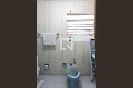 Casa à venda com 105m², 3 quartos e 2 vagas Casa à venda com 105m², 3 quartos e 2 vagasBanheiro