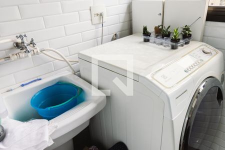 Apartamento à venda com 85m², 2 quartos e 2 vagasLavanderia