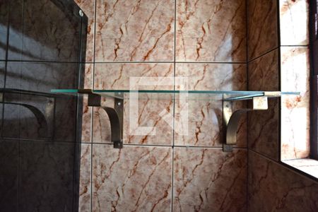 Casa à venda com 150m², 3 quartos e 4 vagasBanheiro 2