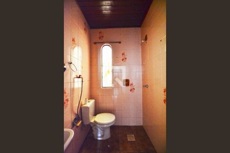 Casa à venda com 150m², 3 quartos e 4 vagasBanheiro