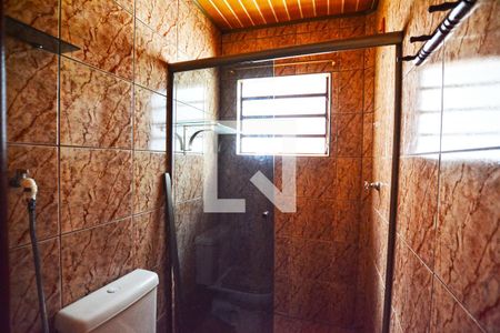 Casa à venda com 150m², 3 quartos e 4 vagasBanheiro 2