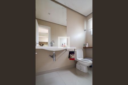 Casa à venda com 300m², 4 quartos e 10 vagas Casa à venda com 300m², 4 quartos e 10 vagasSalão de Festas