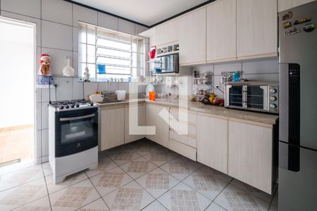 Casa à venda com 300m², 4 quartos e 10 vagas Casa à venda com 300m², 4 quartos e 10 vagasCozinha