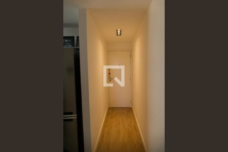 Corredor de apartamento para alugar com 2 quartos, 76m² em Recreio dos Bandeirantes, Rio de Janeiro