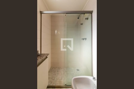 Apartamento à venda com 210m², 4 quartos e 3 vagas Apartamento à venda com 210m², 4 quartos e 3 vagasBanheiro da Suíte 4