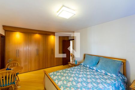 Apartamento à venda com 210m², 4 quartos e 3 vagas Apartamento à venda com 210m², 4 quartos e 3 vagasSuíte Master