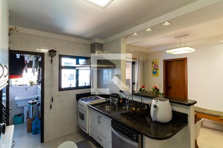 Apartamento à venda com 210m², 4 quartos e 3 vagas Apartamento à venda com 210m², 4 quartos e 3 vagasCozinha