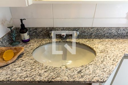 Apartamento à venda com 210m², 4 quartos e 3 vagas Apartamento à venda com 210m², 4 quartos e 3 vagasBanheiro da Suíte 4