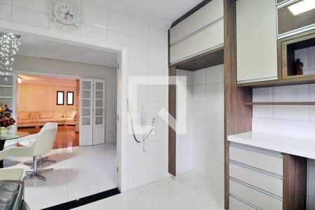 Apartamento para alugar com 212m², 3 quartos e 3 vagasCozinha