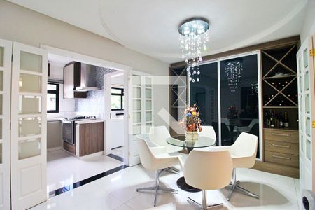 Apartamento para alugar com 212m², 3 quartos e 3 vagasCopa