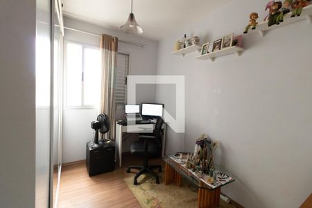 Quarto 2 de apartamento para alugar com 2 quartos, 65m² em Jardim Sarah, São Paulo