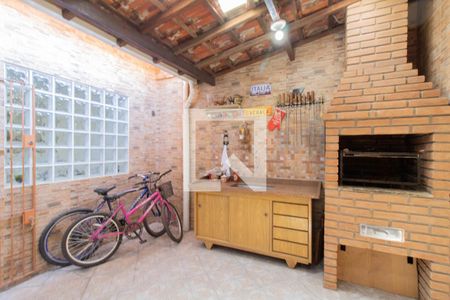 Casa à venda com 189m², 3 quartos e 2 vagas Casa à venda com 189m², 3 quartos e 2 vagasChurrasqueira
