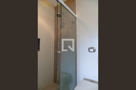 Apartamento à venda com 120m², 3 quartos e 2 vagasBanheiro da suíte