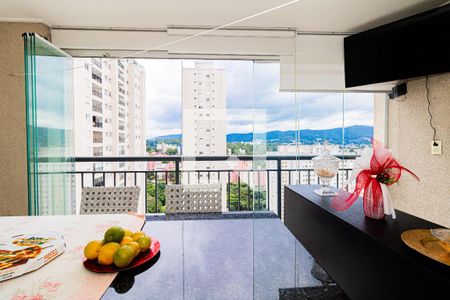 Apartamento à venda com 69m², 2 quartos e 1 vaga Apartamento à venda com 69m², 2 quartos e 1 vagaVaranda