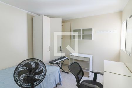 Casa à venda com 300m², 14 quartos e 2 vagas Casa à venda com 300m², 14 quartos e 2 vagasQuarto 5