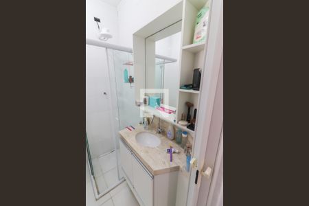 Casa à venda com 300m², 14 quartos e 2 vagas Casa à venda com 300m², 14 quartos e 2 vagasSuíte