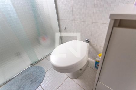Casa à venda com 237m², 4 quartos e 4 vagas Casa à venda com 237m², 4 quartos e 4 vagasVaso