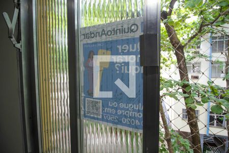 Apartamento à venda com 60m², 2 quartos e 1 vaga Apartamento à venda com 60m², 2 quartos e 1 vagaPlaquinha