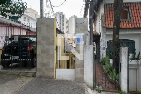 Casa para alugar com 50m², 2 quartos e sem vaga Casa para alugar com 50m², 2 quartos e sem vagaFachada