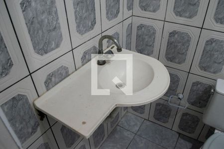 Casa para alugar com 50m², 2 quartos e sem vaga Casa para alugar com 50m², 2 quartos e sem vagaBanheiro