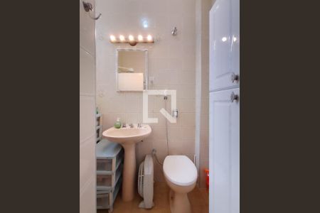 Apartamento à venda com 70m², 2 quartos e sem vagaBanheiro Social