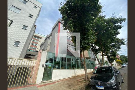 Apartamento à venda com 100m², 3 quartos e 4 vagasFachada