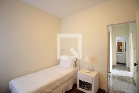 Apartamento à venda com 100m², 3 quartos e 4 vagasQuarto 2