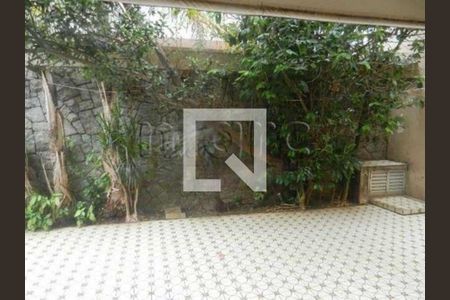 Casa à venda com 369m², 5 quartos e 6 vagas