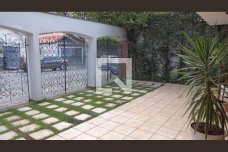 Casa à venda com 321m², 4 quartos e 3 vagas