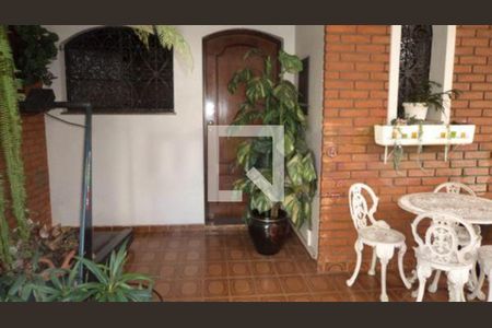 Casa à venda com 321m², 4 quartos e 3 vagas