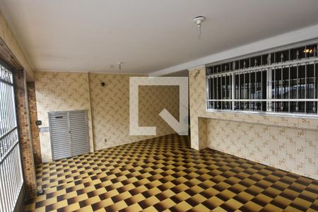 Casa à venda com 200m², 3 quartos e 4 vagas Casa à venda com 200m², 3 quartos e 4 vagasGaragem