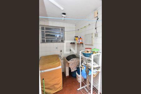 Casa à venda com 200m², 3 quartos e 4 vagas Casa à venda com 200m², 3 quartos e 4 vagasÁrea de Serviço