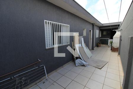 Casa à venda com 175m², 2 quartos e 2 vagasChurrasqueira