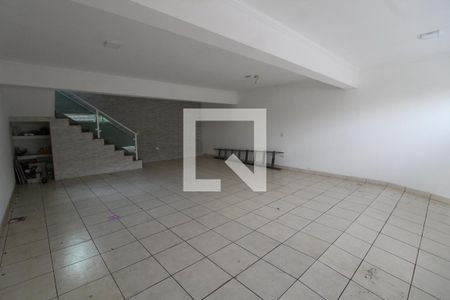 Casa à venda com 175m², 2 quartos e 2 vagasGaragem