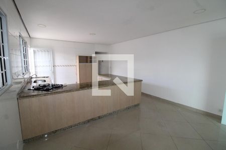 Casa à venda com 175m², 2 quartos e 2 vagasCozinha