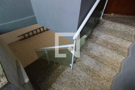 Casa à venda com 175m², 2 quartos e 2 vagasEntrada