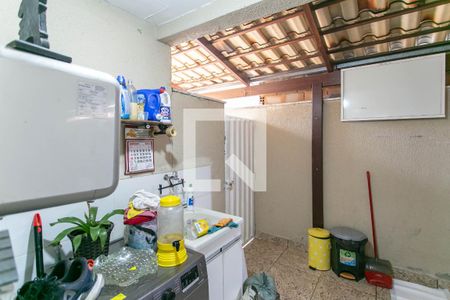 Apartamento à venda com 200m², 3 quartos e 1 vaga Apartamento à venda com 200m², 3 quartos e 1 vagaÁrea de Serviço