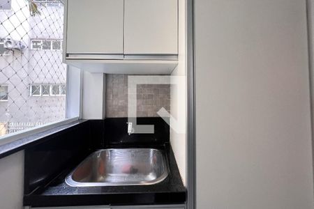 Apartamento à venda com 105m², 2 quartos e 1 vagaÁrea de Serviço