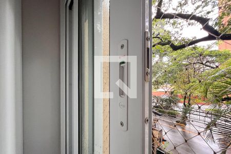 Apartamento à venda com 105m², 2 quartos e 1 vagaJanela Anti-ruído