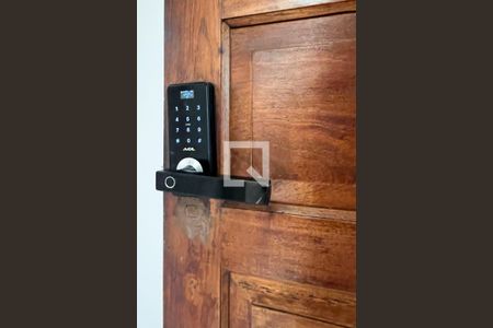 Apartamento à venda com 105m², 2 quartos e 1 vagaFechadura Eletrônica