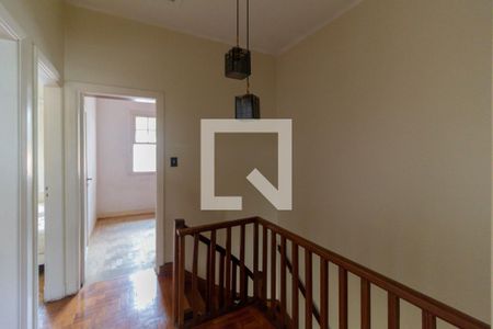 Casa à venda com 190m², 3 quartos e 2 vagas Casa à venda com 190m², 3 quartos e 2 vagasHall