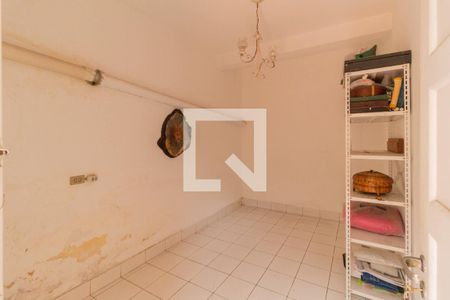 Casa à venda com 190m², 3 quartos e 2 vagas Casa à venda com 190m², 3 quartos e 2 vagasQuarto de serviço