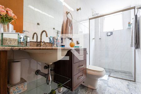 Apartamento à venda com 238m², 4 quartos e 2 vagasBanheiro social 