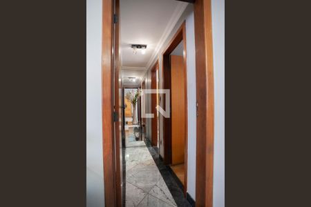 Apartamento à venda com 238m², 4 quartos e 2 vagasCorredor