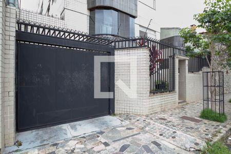 Apartamento à venda com 238m², 4 quartos e 2 vagasFachada