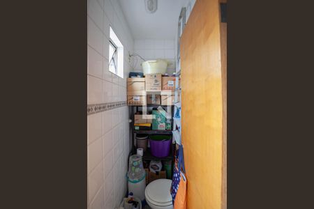 Apartamento à venda com 238m², 4 quartos e 2 vagasBanheiro de serviço