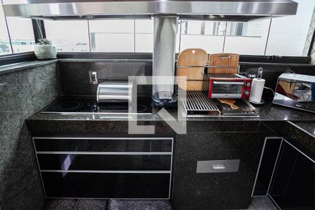 Apartamento à venda com 238m², 4 quartos e 2 vagasCobertura