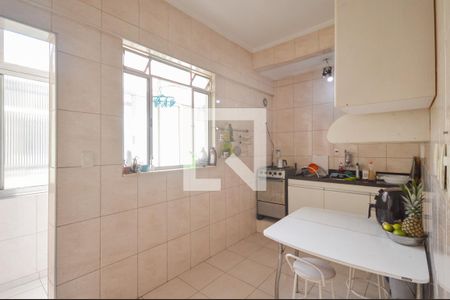 Apartamento à venda com 100m², 2 quartos e sem vaga Apartamento à venda com 100m², 2 quartos e sem vagaCozinha